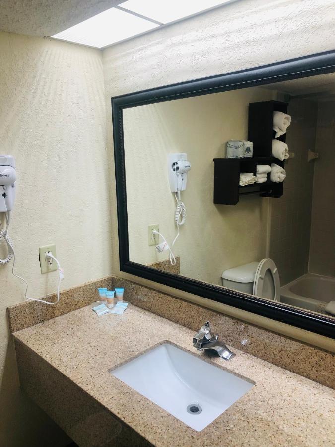 Quail Inn And Suites - Myrtle Beach Zewnętrze zdjęcie