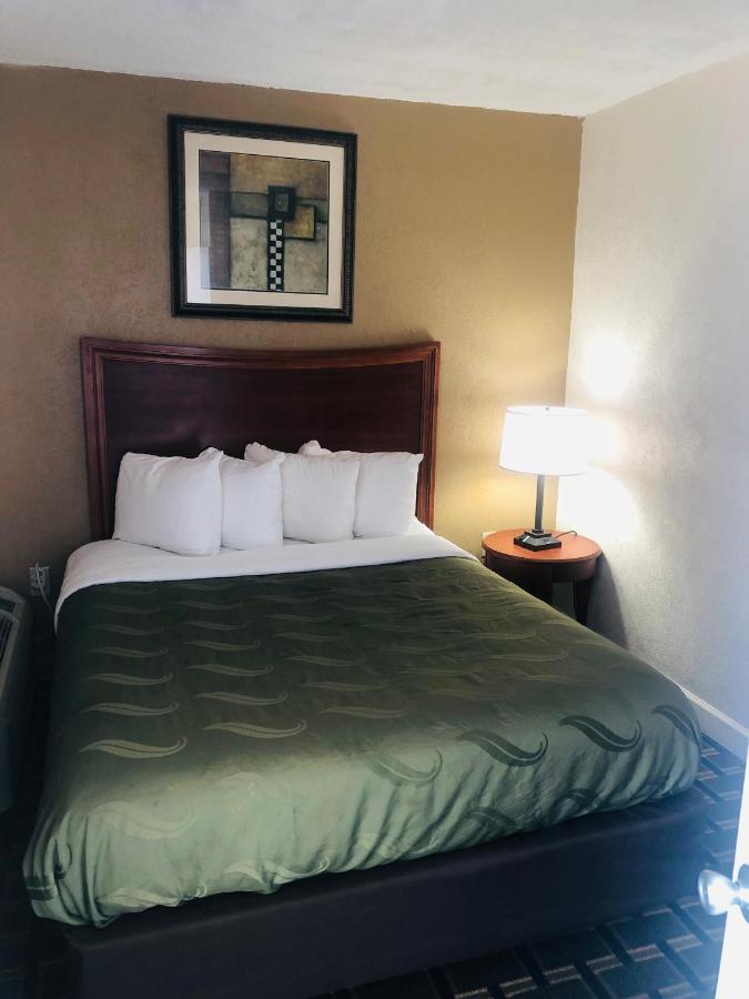 Quail Inn And Suites - Myrtle Beach Zewnętrze zdjęcie